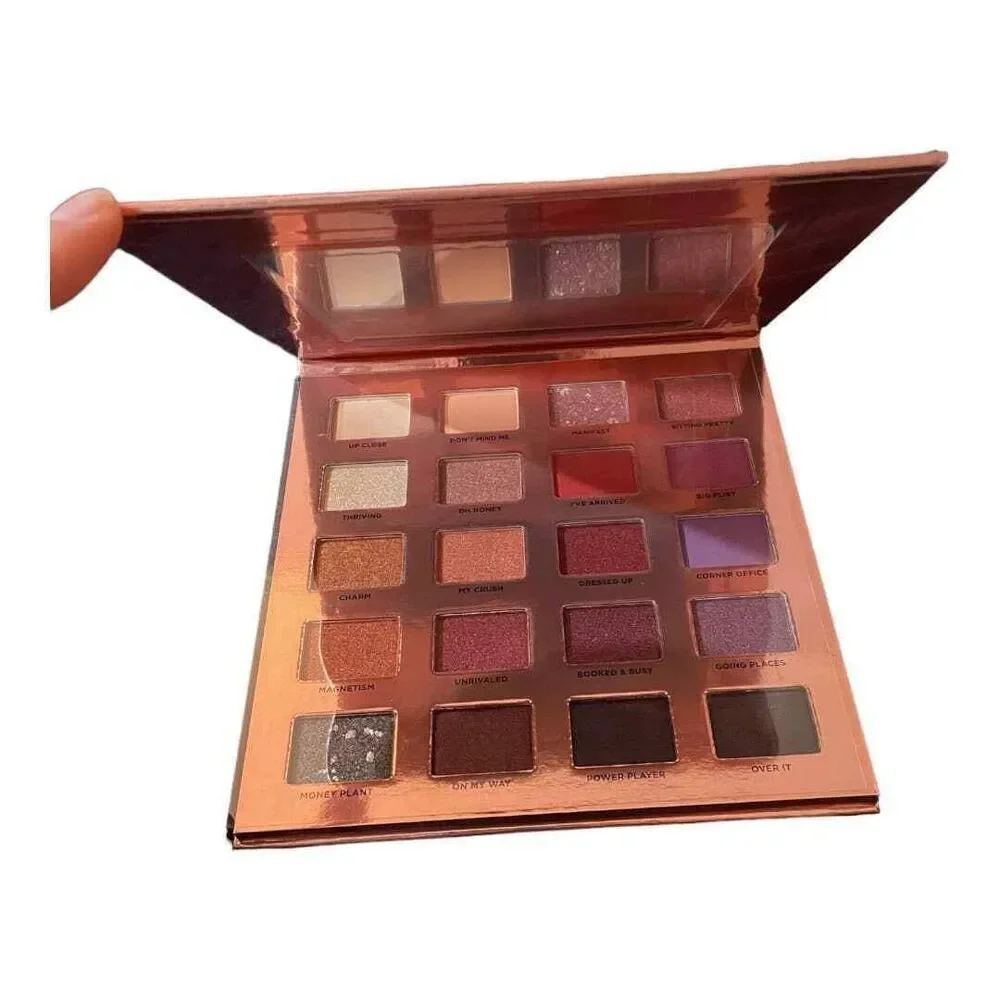 ICONIC LONDON Eyeshadow Palette Womens Desk to‎ Dance Palette BNIB MSRP $62